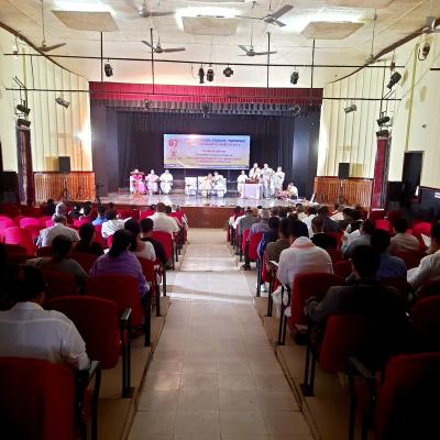 498929811 2137595860001126 2978007321547546496 N